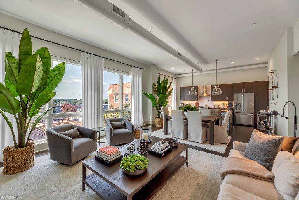 400 4th Street - Photo 1
