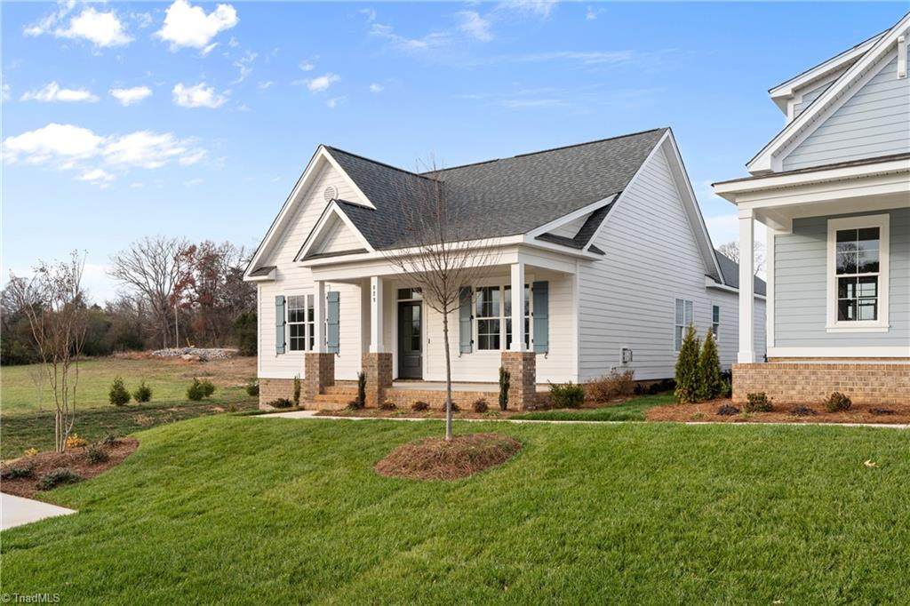 829 Eucalyptus Court - Photo 1