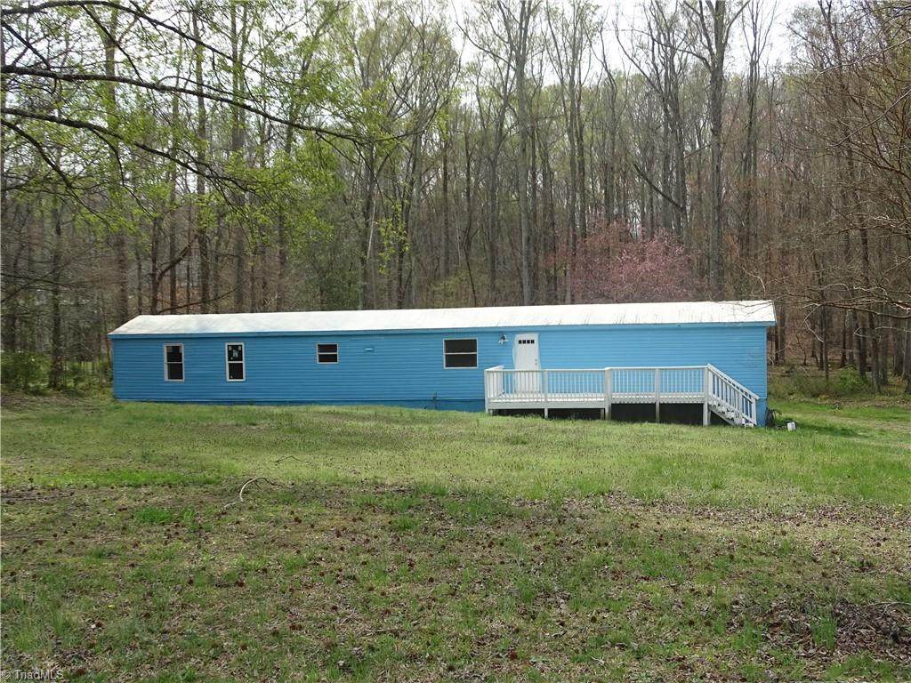 453 Riverview Lane - Photo 1