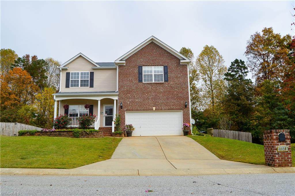 1520 Beaufort Court - Photo 1