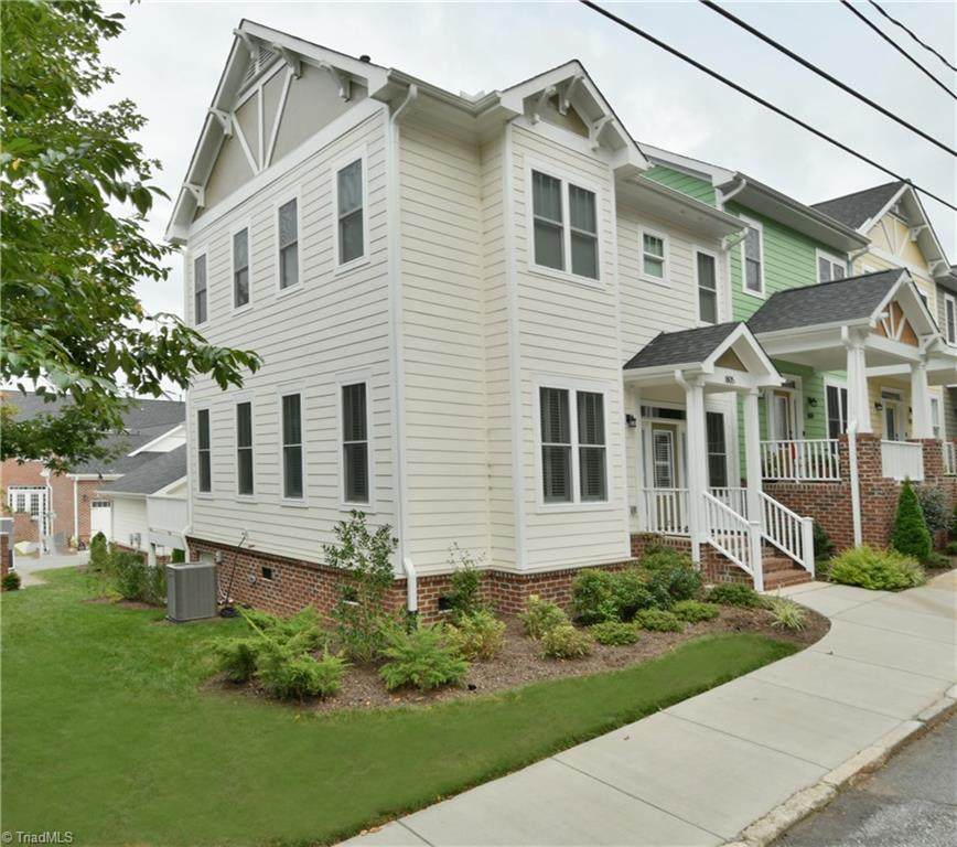 805 Poplar Street - Photo 1