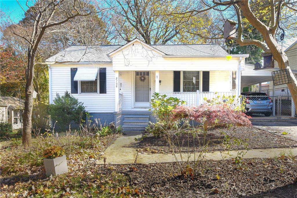 2709 Konnoak Drive - Photo 1