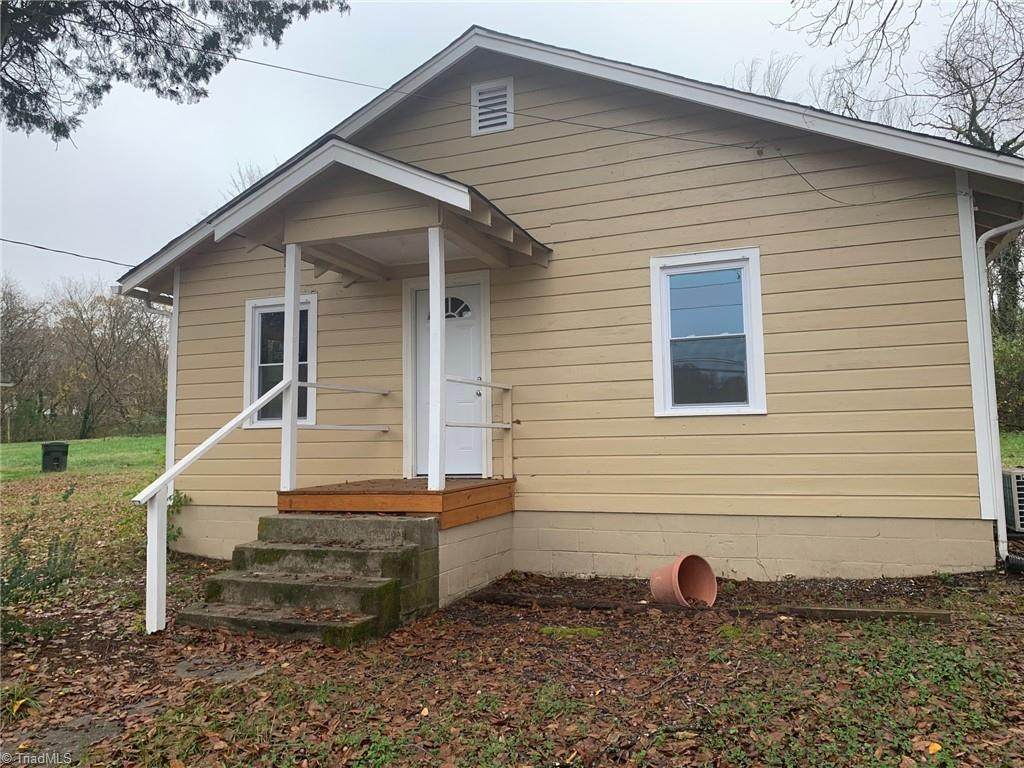 107 Doak Street - Photo 1
