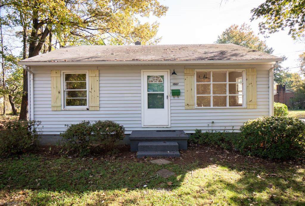 1507 Hardie Street - Photo 1