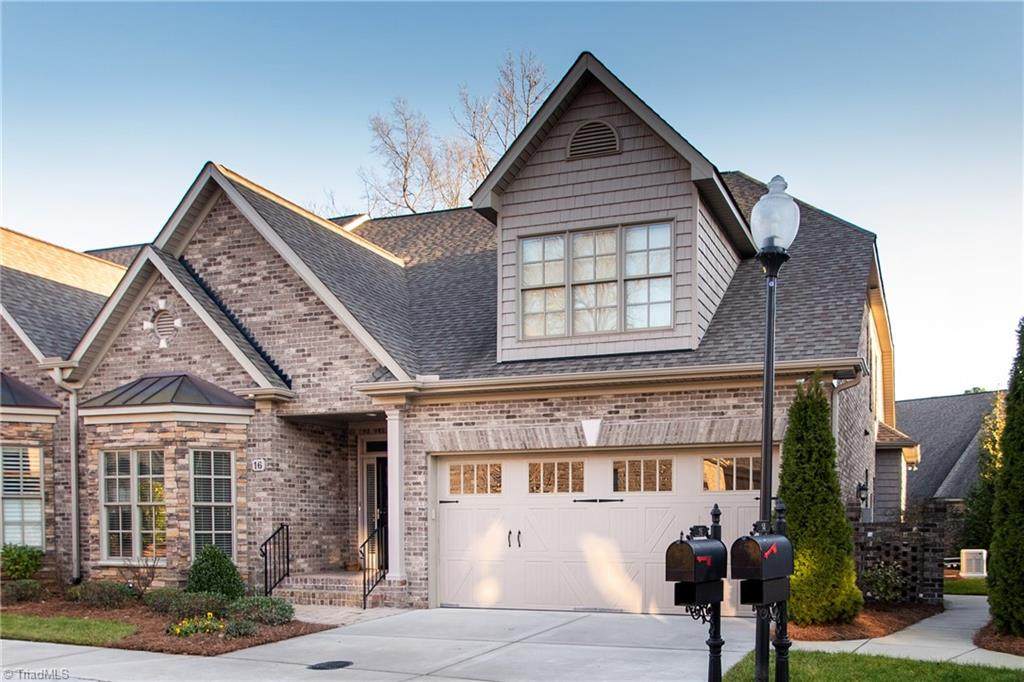 16 Blakeney Place - Photo 1