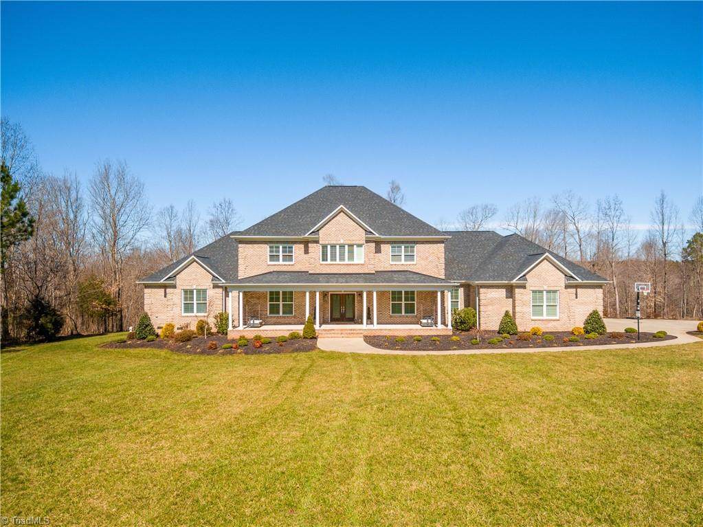 4440 Hidden Creek Point - Photo 1
