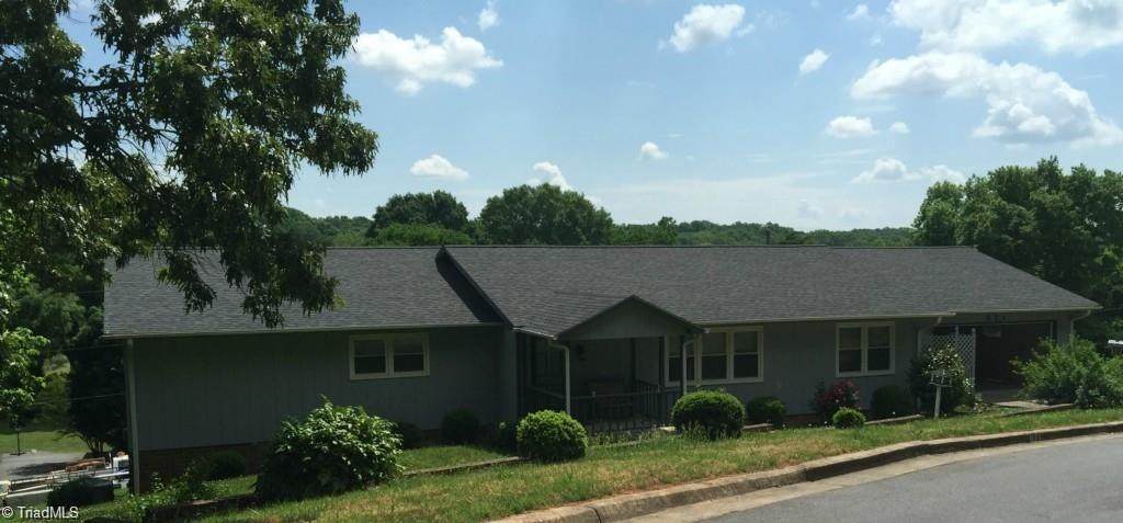 671 Highland Park Drive - Photo 1