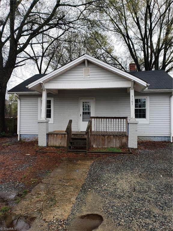 2502 Bessemer Avenue - Photo 1