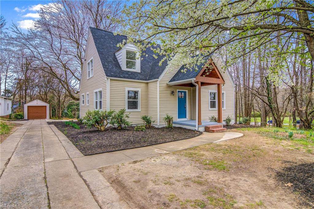2405 Friendly Avenue - Photo 1