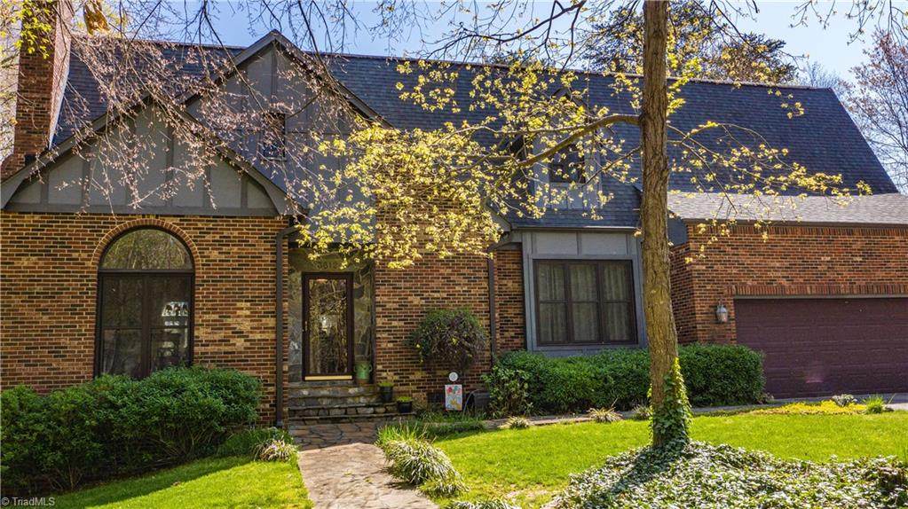 3612 Huntingridge Drive - Photo 1
