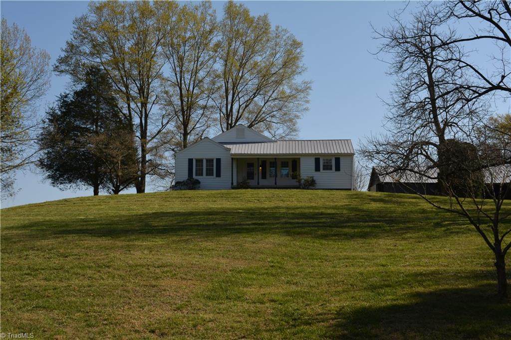 3353 Lottie B Road - Photo 1