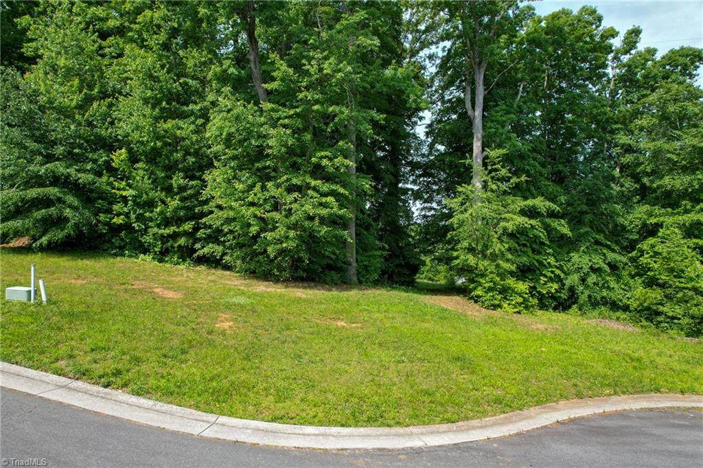 680 Willowbrook Lane - Photo 1