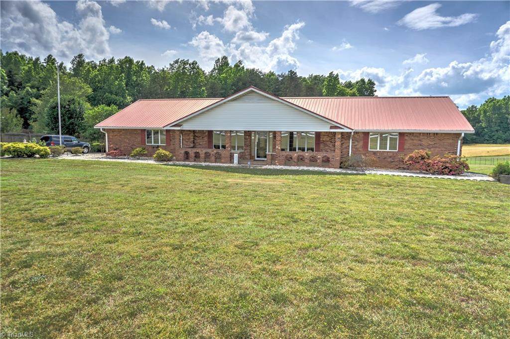 1604 Teague Lane - Photo 1