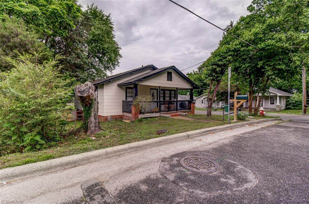 500 Everett Lane - Photo 1