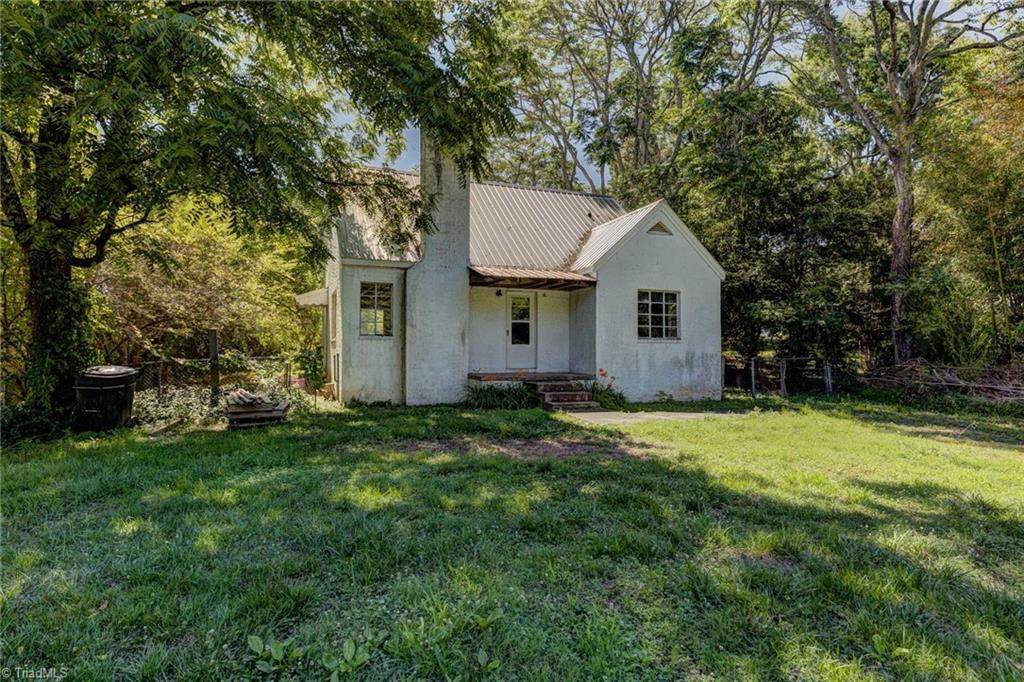 6031 Tobaccoville Road - Photo 1