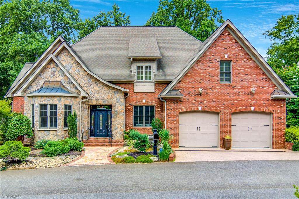 109 Candlewyck Drive - Photo 1
