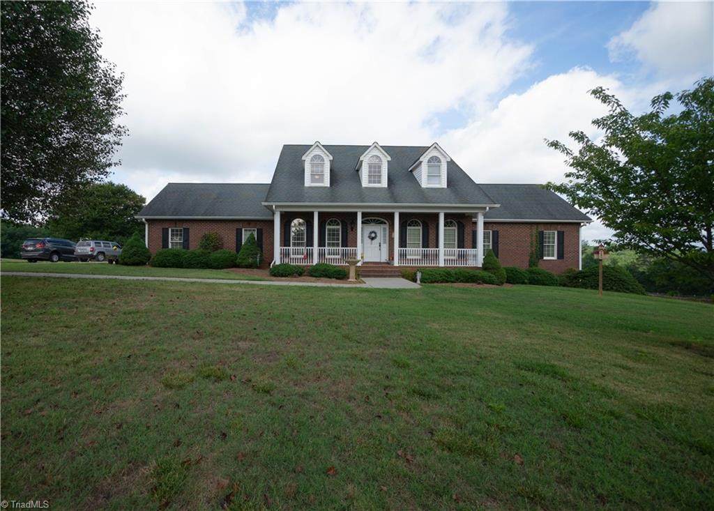 730 Branchwood Road - Photo 1