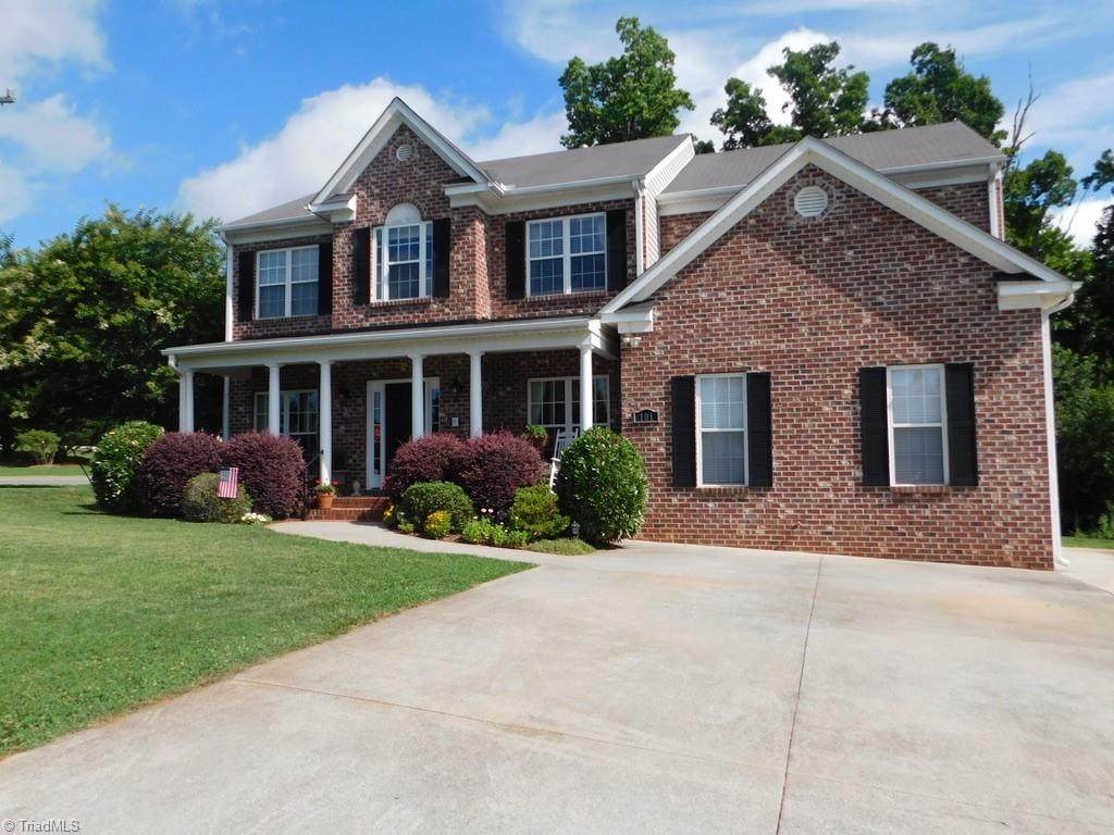 101 Oakmont Lane - Photo 1