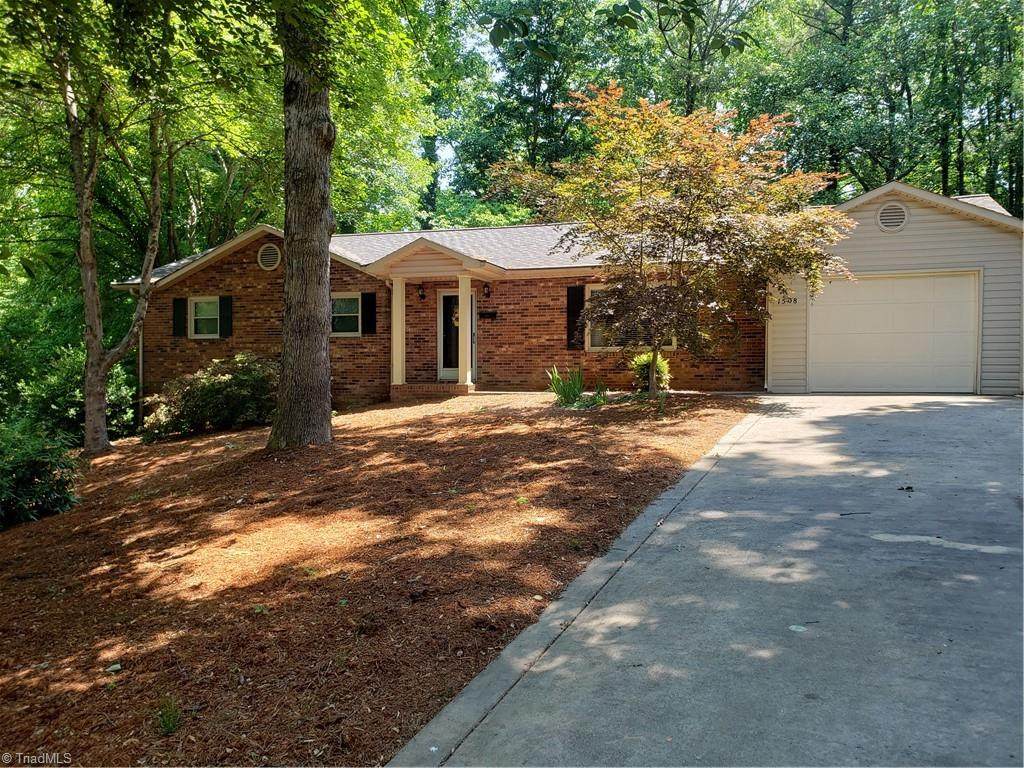1508 Overlook Drive - Photo 1