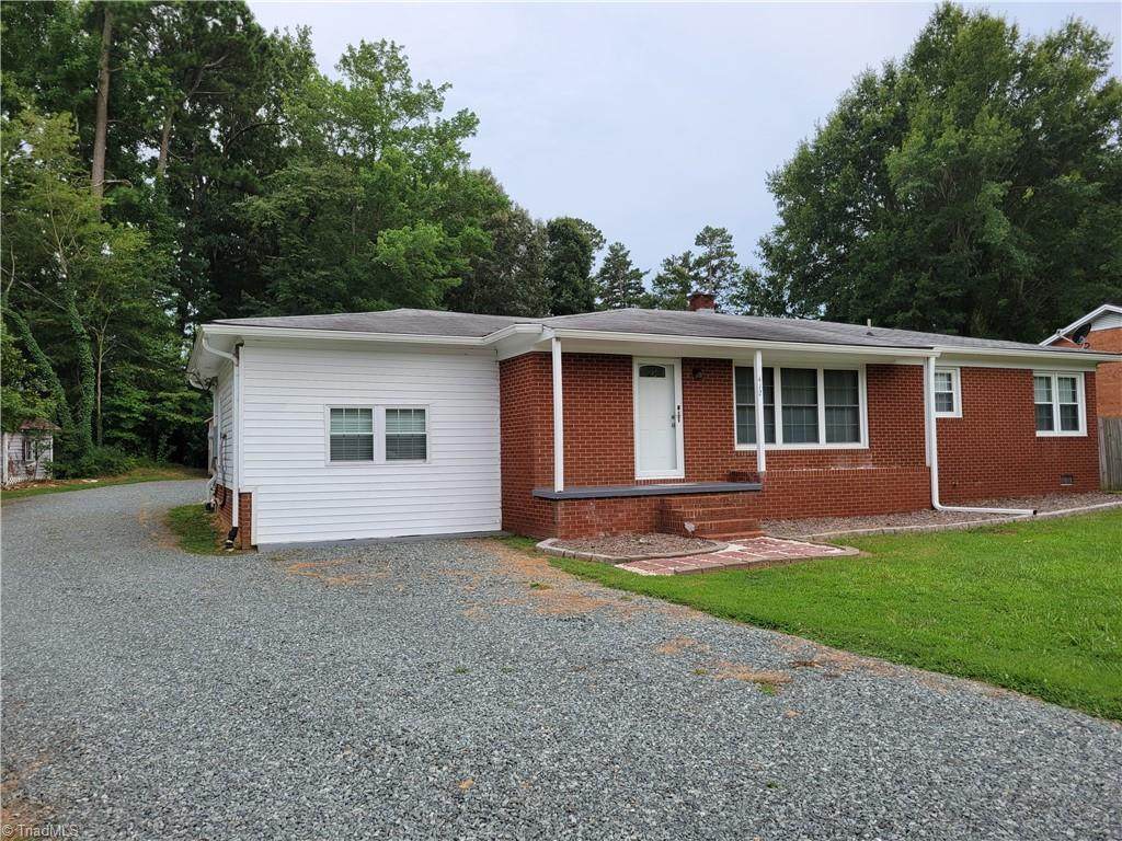 412 Starmount Avenue - Photo 1