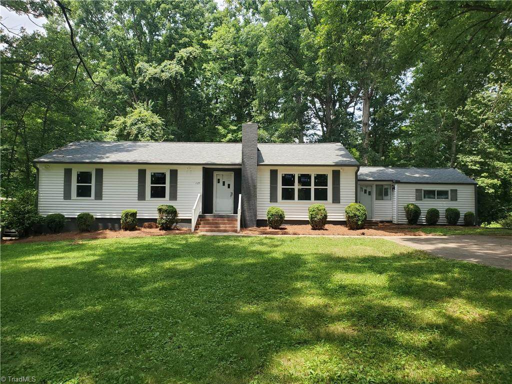 1125 Harris Street - Photo 1
