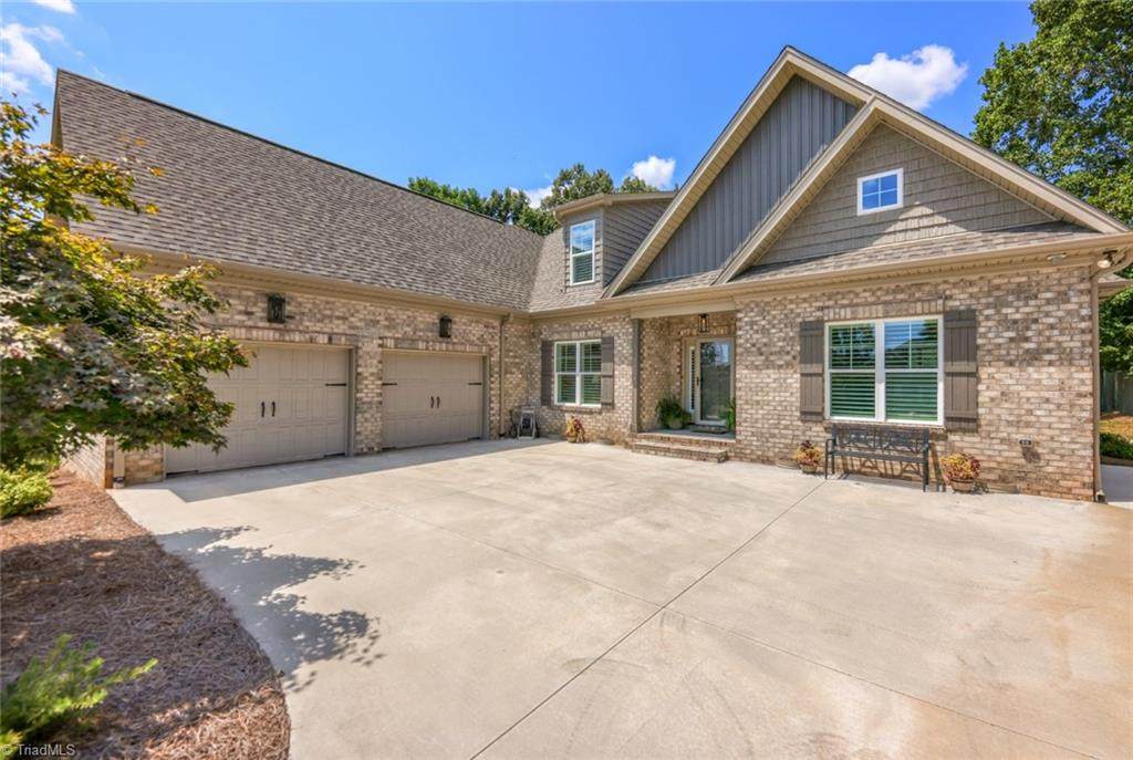 5804 Stanley Farm Court - Photo 1