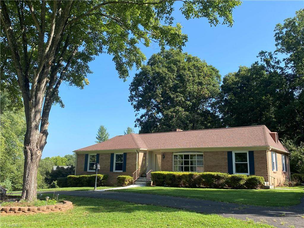 155 Magnolia Road - Photo 1
