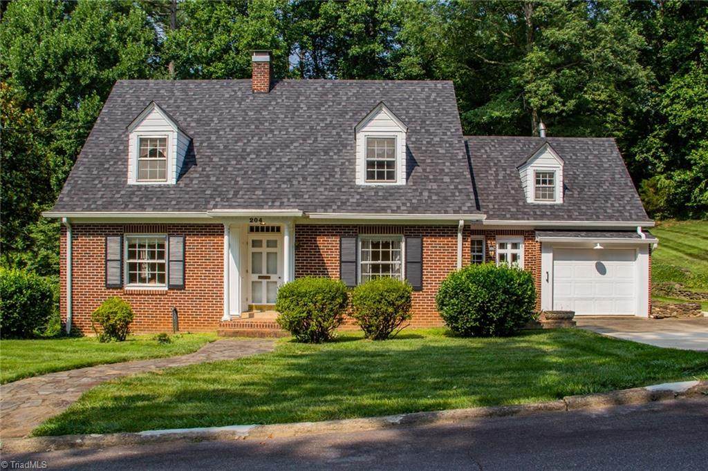 204 Coffey Avenue - Photo 1