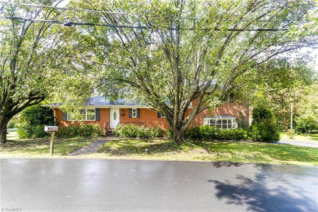 107 Home Avenue - Photo 1