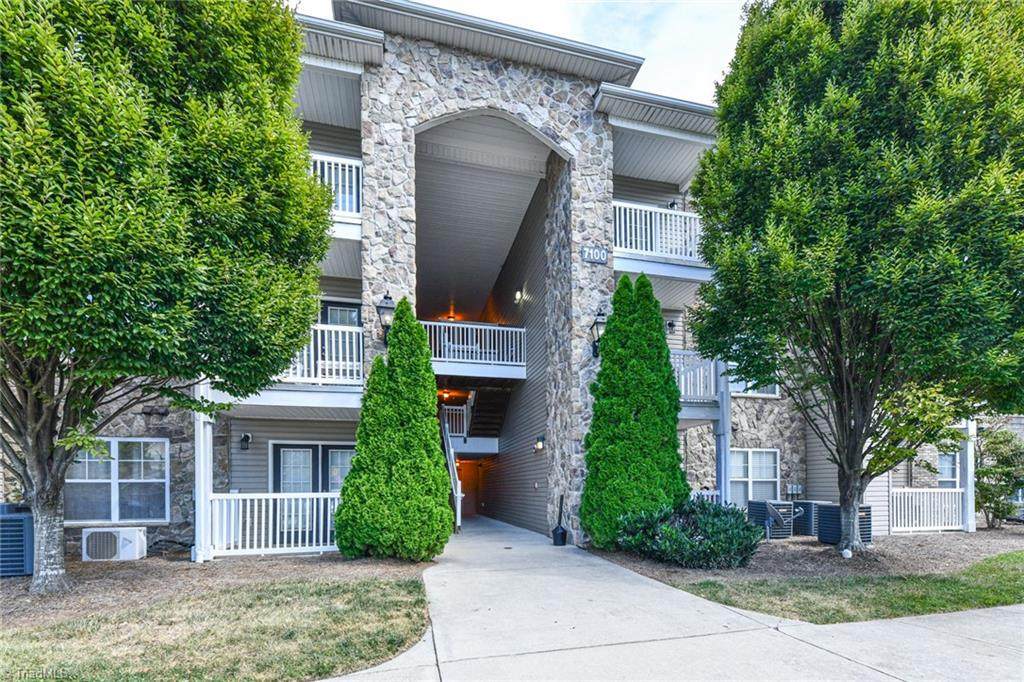 7100 Friendly Avenue - Photo 1
