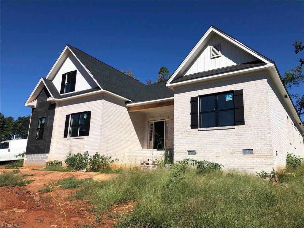 170 Arrow Glenn Court - Photo 1