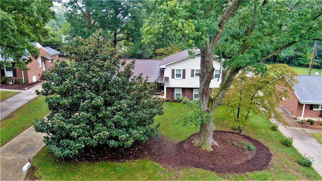 910 Meade Drive - Photo 1