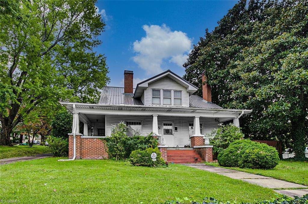 218 Salisbury Street - Photo 1