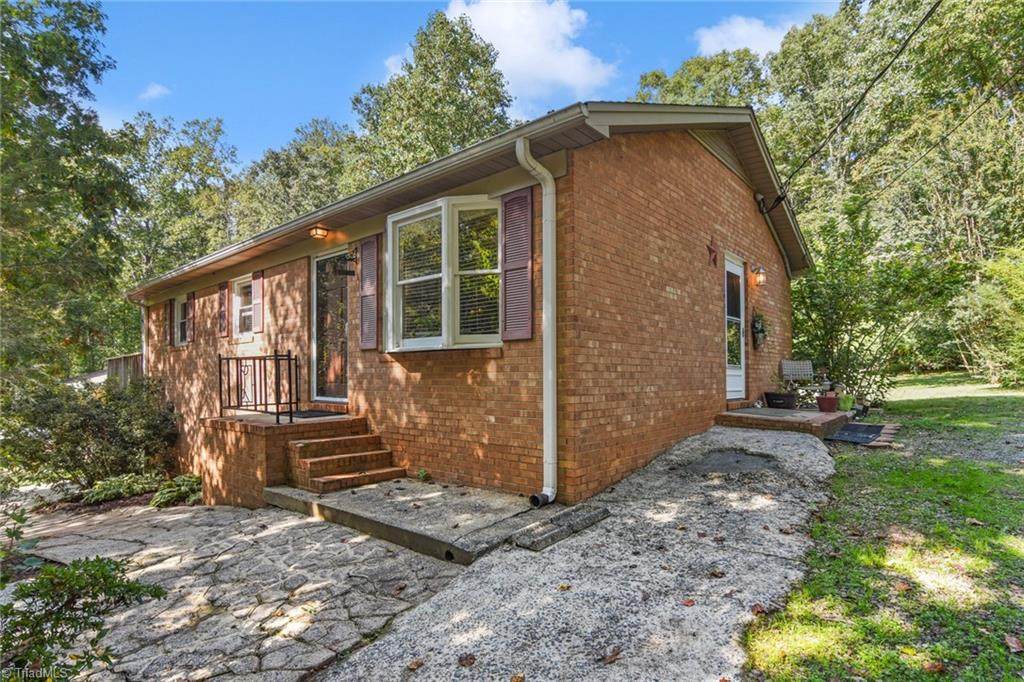 167 Forest Hills Lane - Photo 1