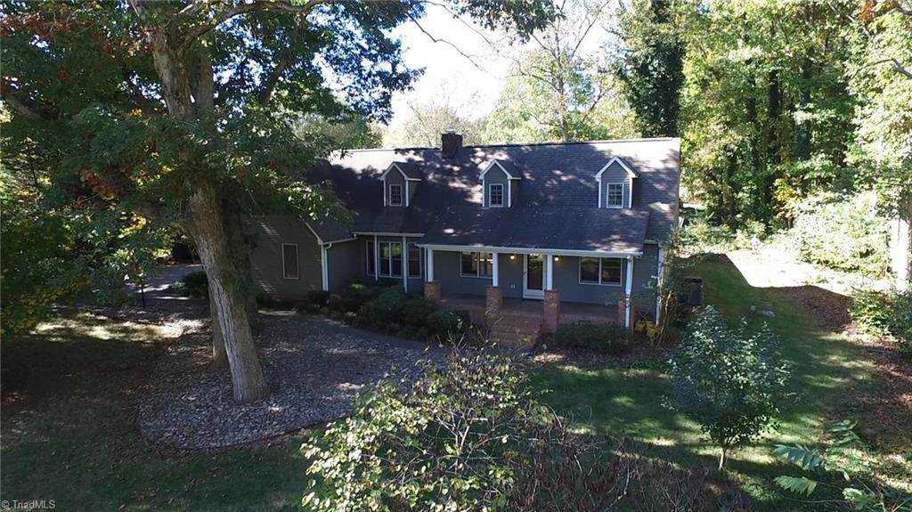 269 Lodgecrest Drive - Photo 1