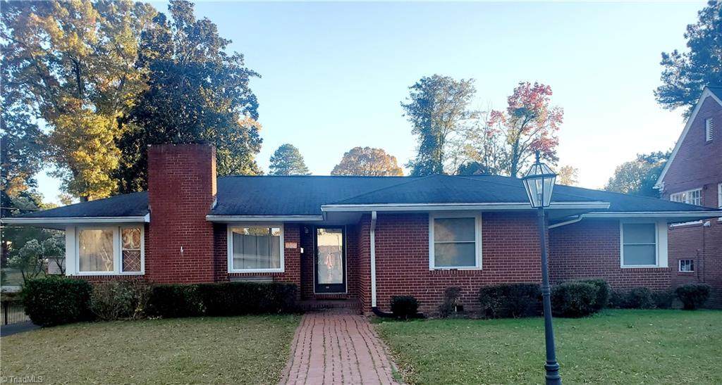 352 Worth Street - Photo 1