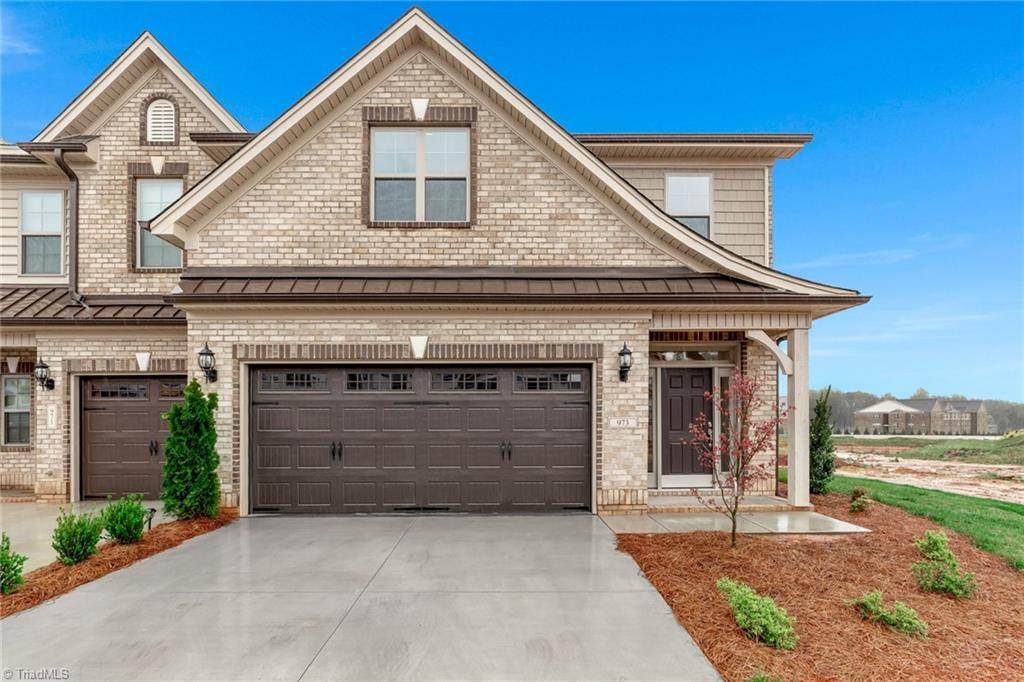 1027 Beechcraft Drive - Photo 1