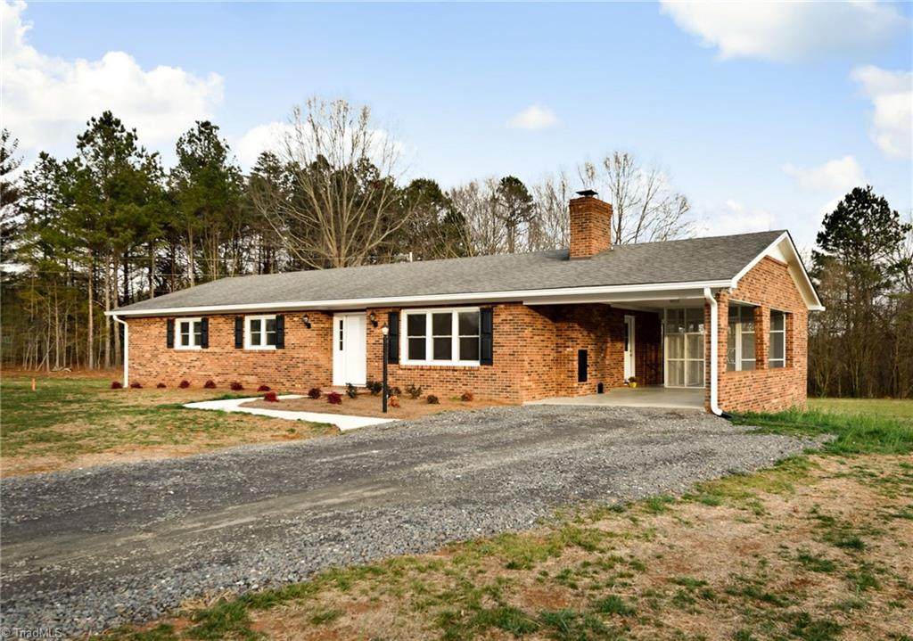 639 Gladstone Road - Photo 1