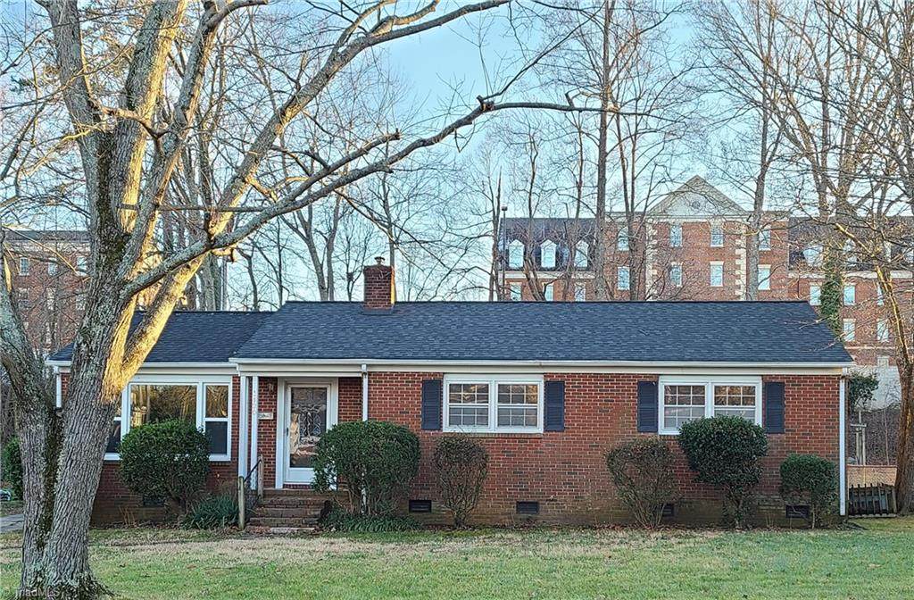 1420 Chatham Drive - Photo 1