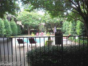 1833 Banking Street - Photo 1
