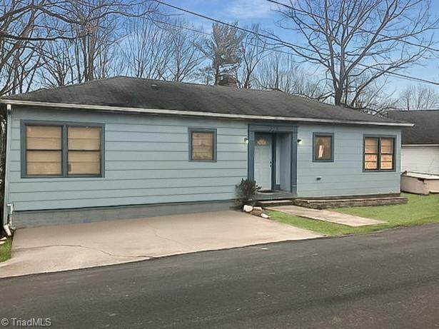 309 Willow Street - Photo 1