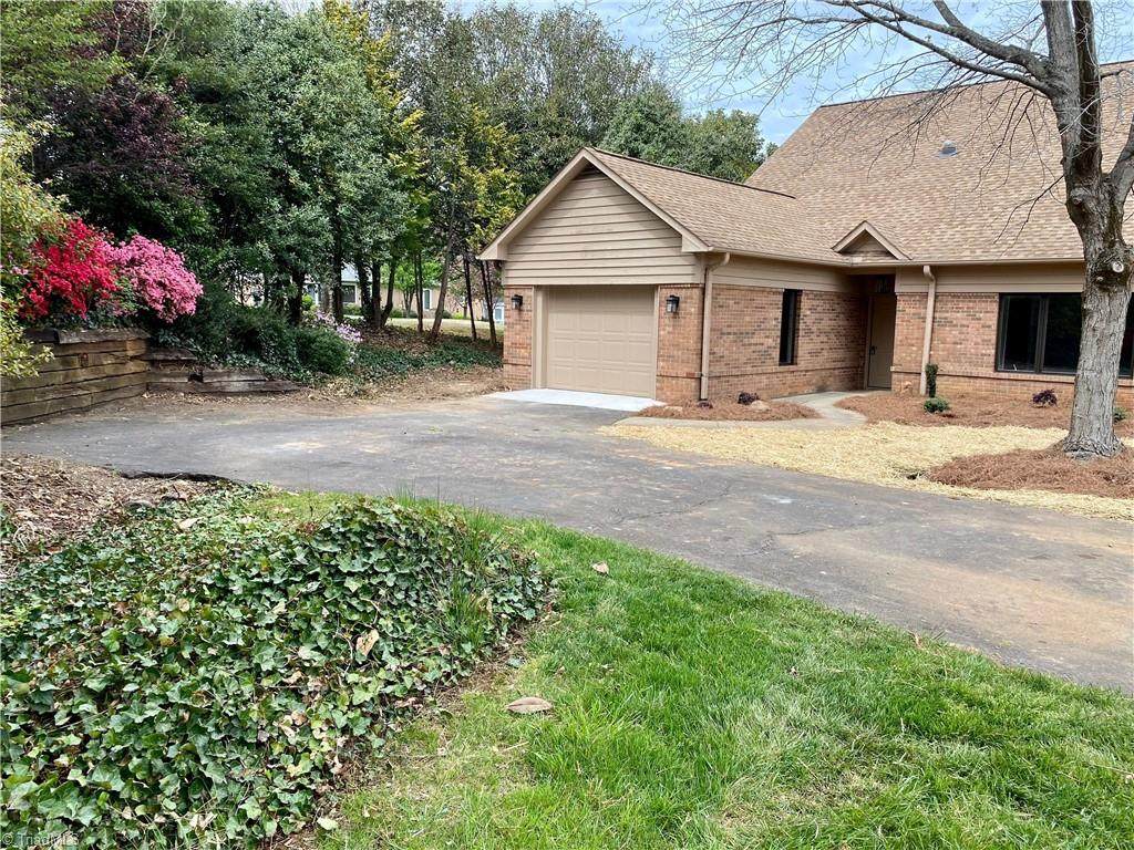 124 Bayberry Place - Photo 1