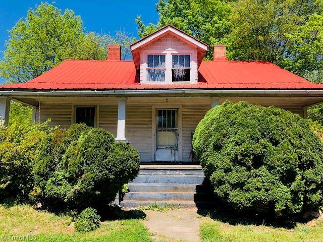 216 7th Avenue - Photo 1