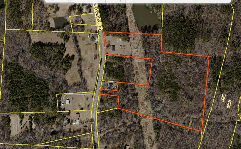 260 Willowlake Road - Photo 1