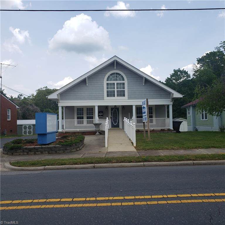 955 Cox Street - Photo 1