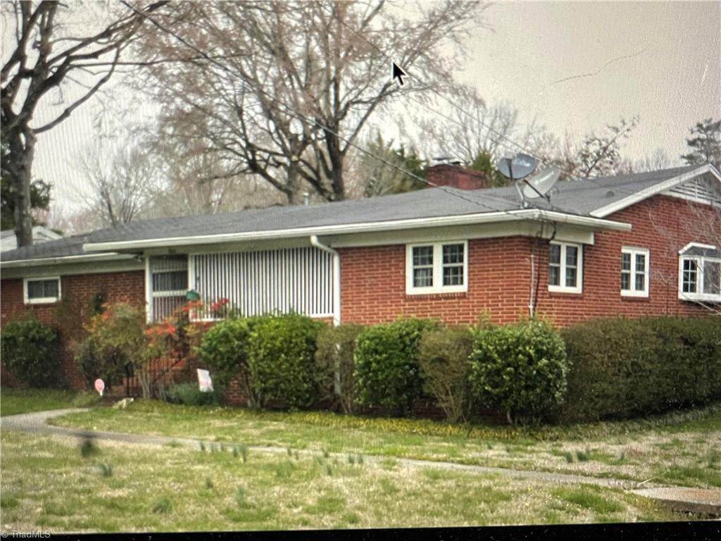 300 Tremont Drive - Photo 1