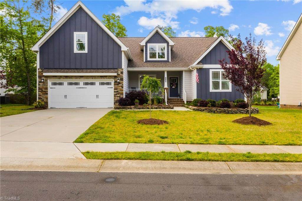 510 Everglades Drive - Photo 1