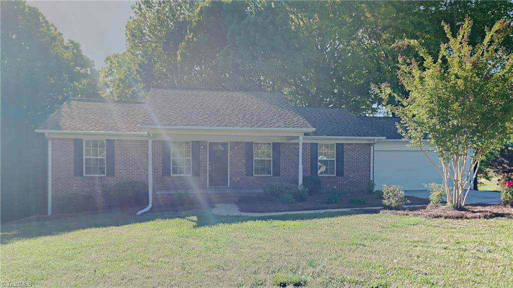 134 Cullen Court - Photo 1