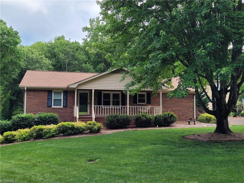 4520 Gretchen Avenue - Photo 1