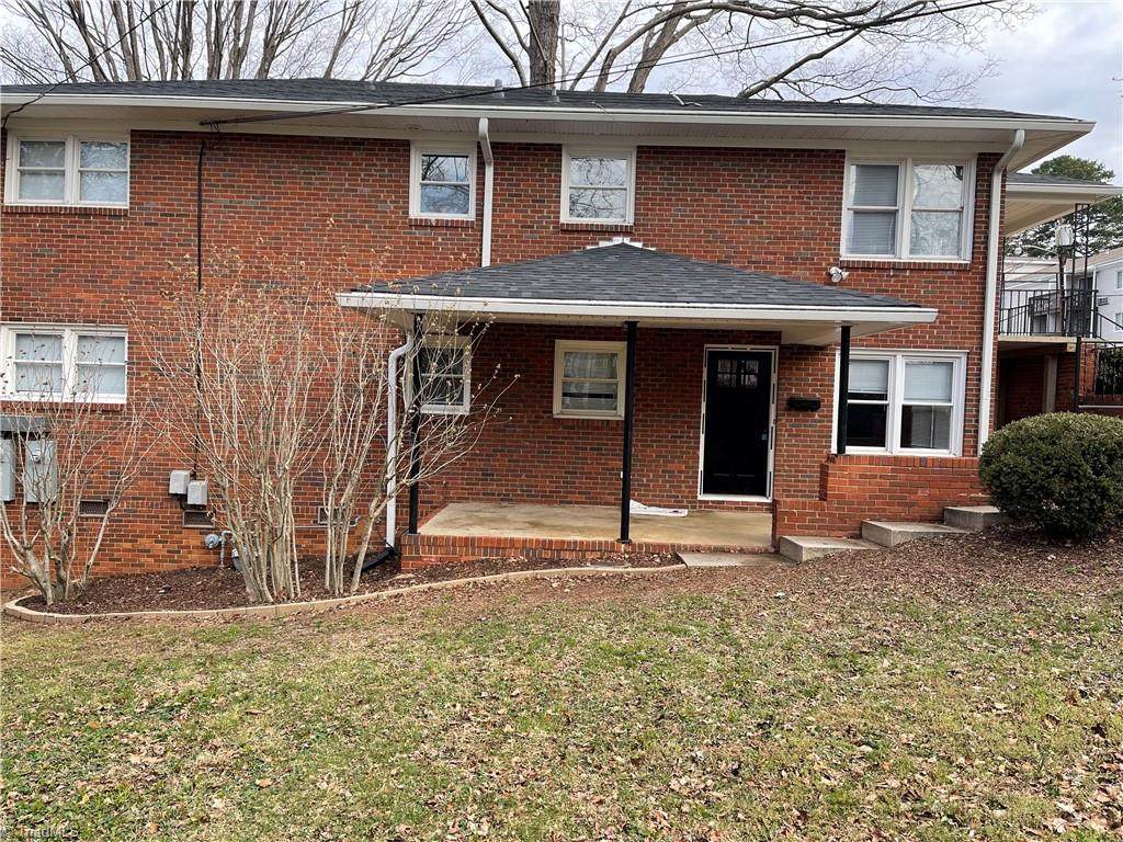 206 Sunset Drive - Photo 1